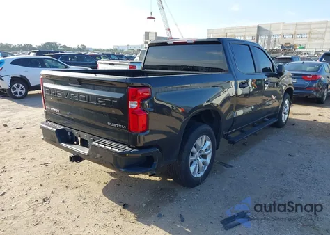 2022 Chevrolet Silverado Ltd C1500 Custom z USA, uszkodzony, nr VIN 1GCPWBEK6NZ121895